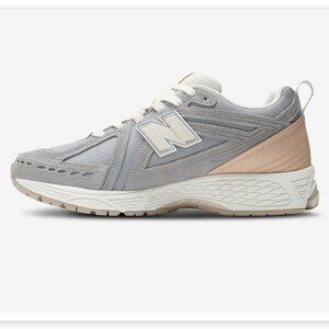 New Balance 1906R  Grey/Tan Men's 6.5